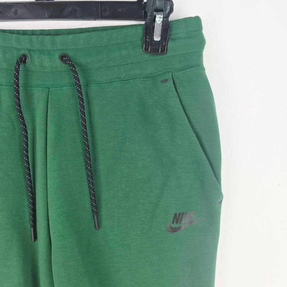 Nike Tech Fleece Joggers Mens Small Green Tapered Sweatpants CU4495-365 28X27
